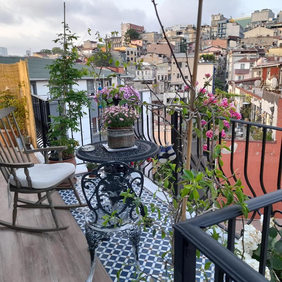 The White Swan Suites Beyoglu Стамбул Екстер'єр фото