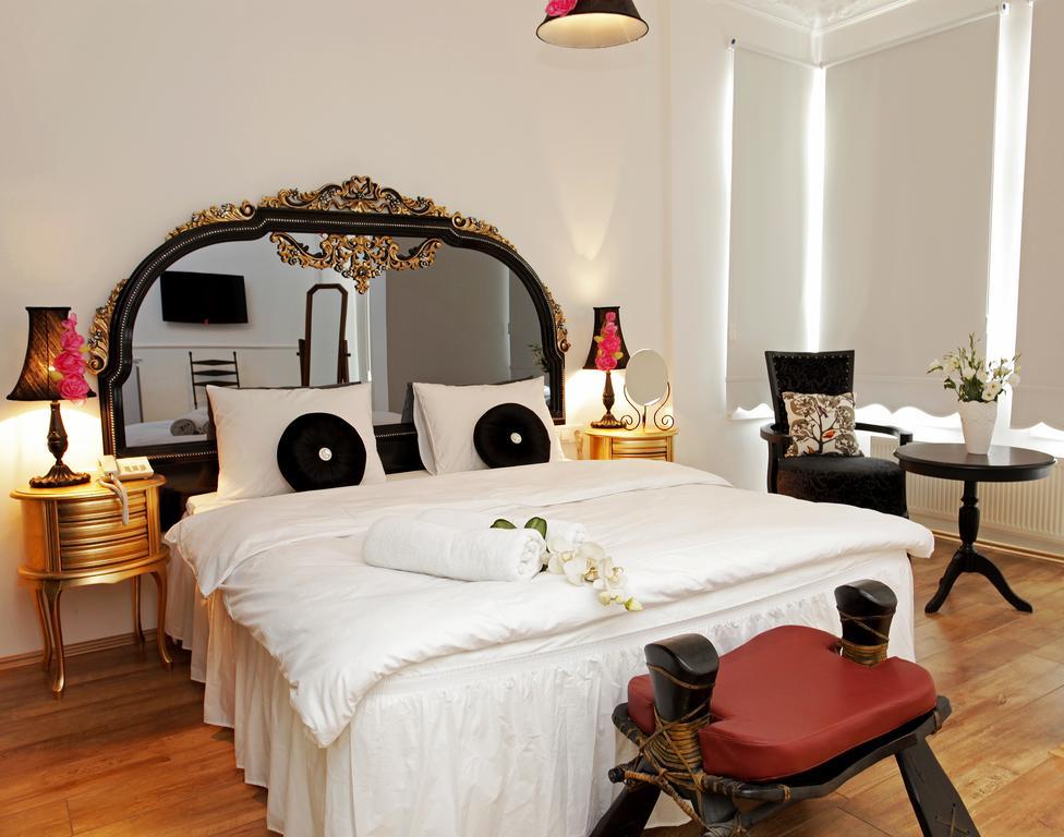 The White Swan Suites Beyoglu Стамбул Номер фото
